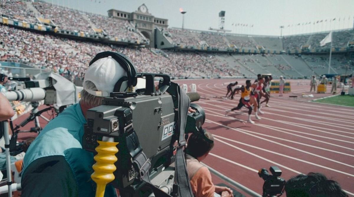 Retransmisión televisiva de pruebas de atletismo en el Estadi Olímpic Lluis Companys.