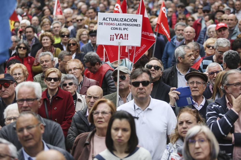 Protesta de pensionistas en Gijón