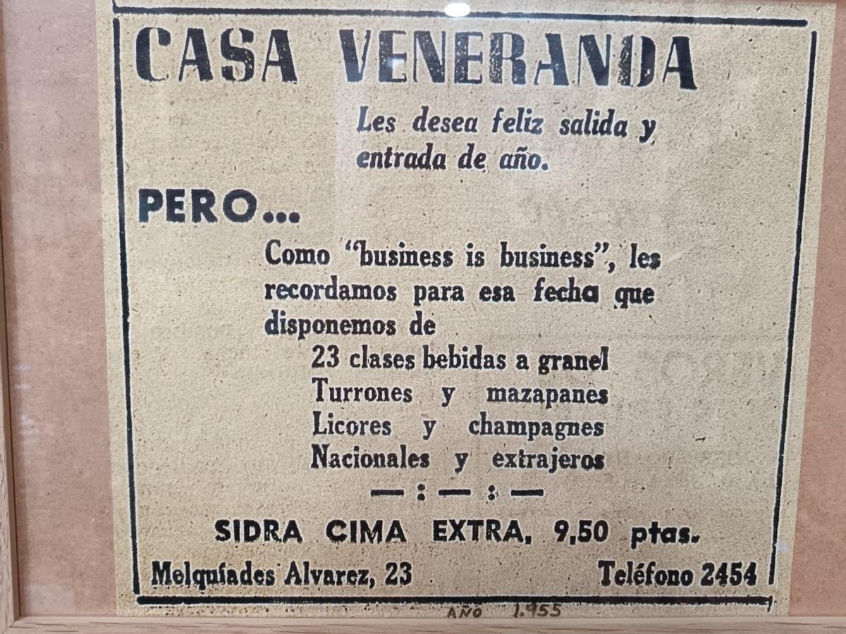 Anuncio navideño de Casa Veneranda del año 1955, publicado en La Nueva España.