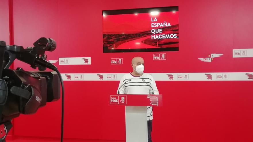El PSOE anuncia acciones legales por irregularidades en los convenios de bomberos voluntarios