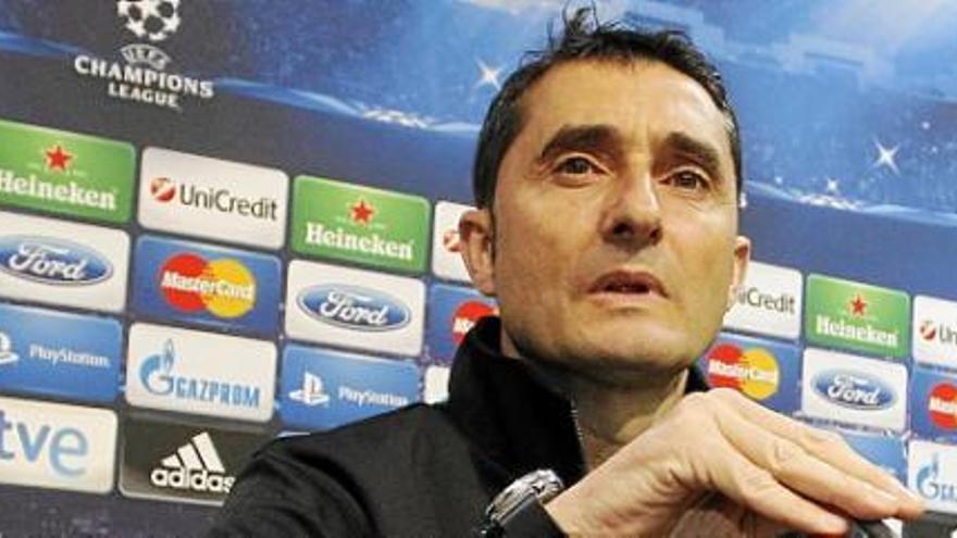 Valverde: &quot;No nos conformamos con competir y poner buena cara&quot;