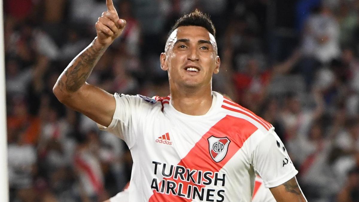 Suárez celebrando el único gol del partido con River