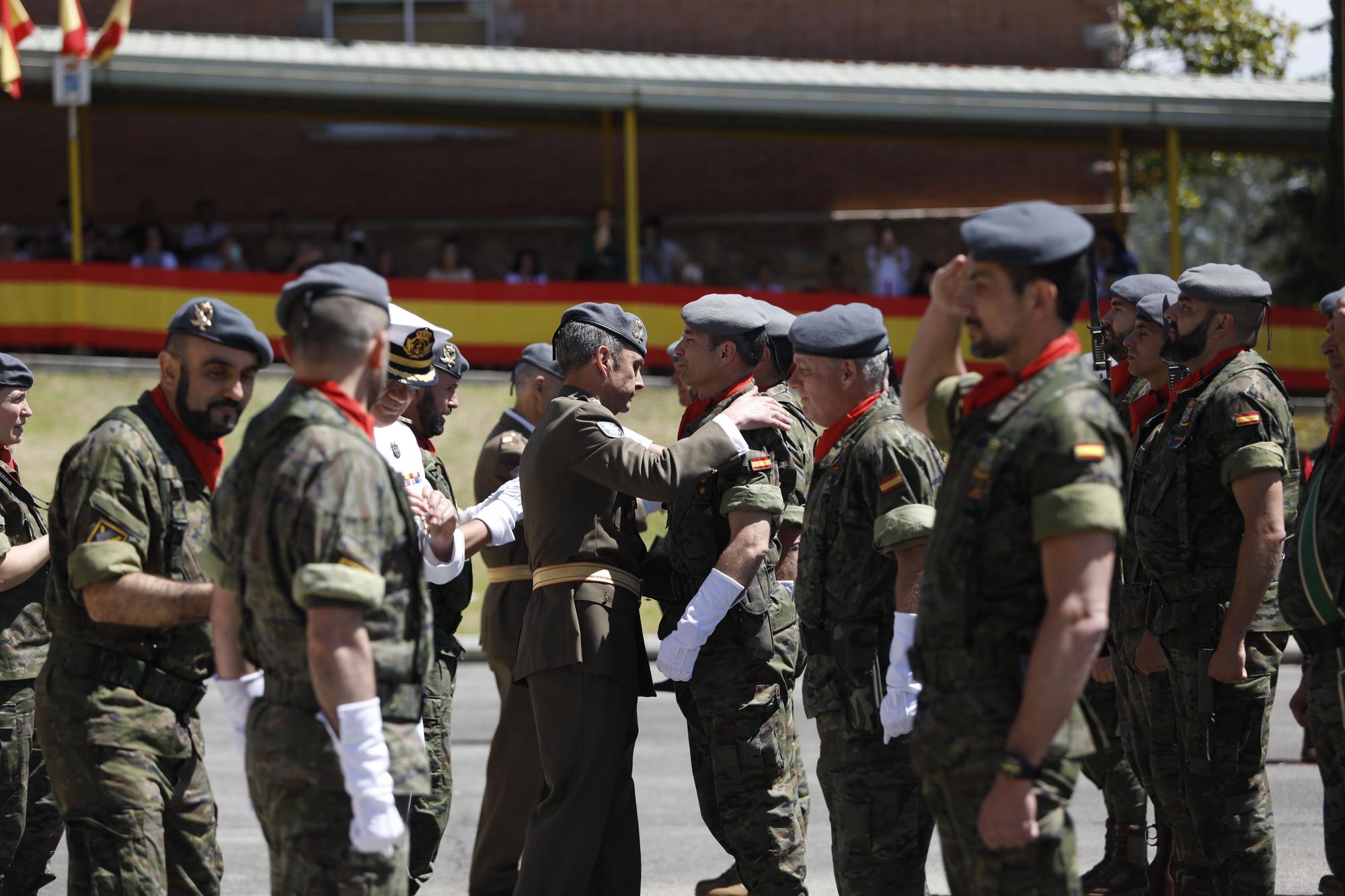 En imágenes: Los actos conmemorativos del aniversario de la Brilat Galicia VII, en el acuartelamiento Cabo Noval