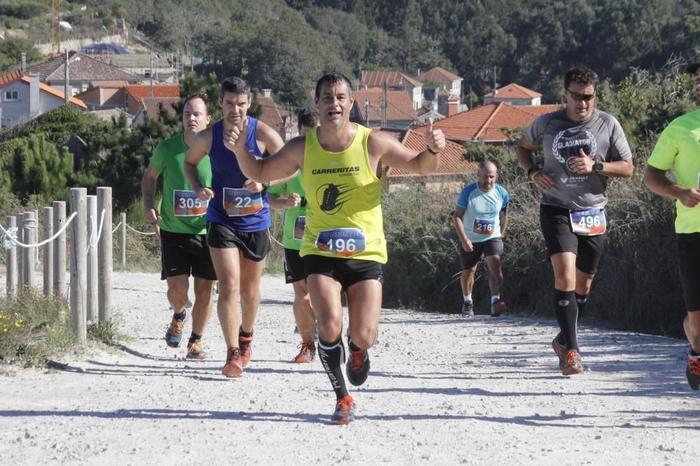 Roberto Riobó y Beatriz Fernández triunfan en la media maratón de la Costa da Vela