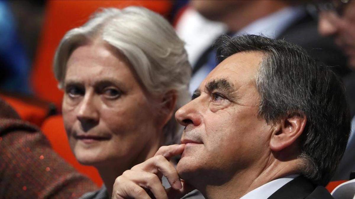 François Fillon junto a su esposa, Penélope, el pasado mes de noviembre.