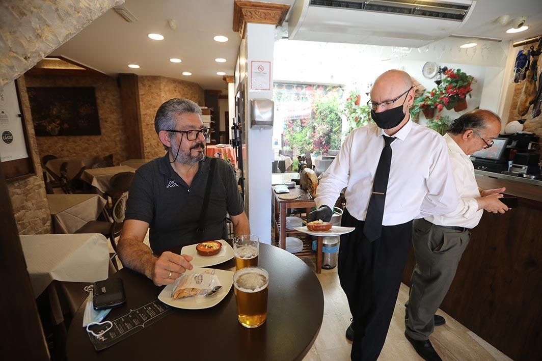 Nueva normalidad en Córdoba: la Judería despierta al turismo