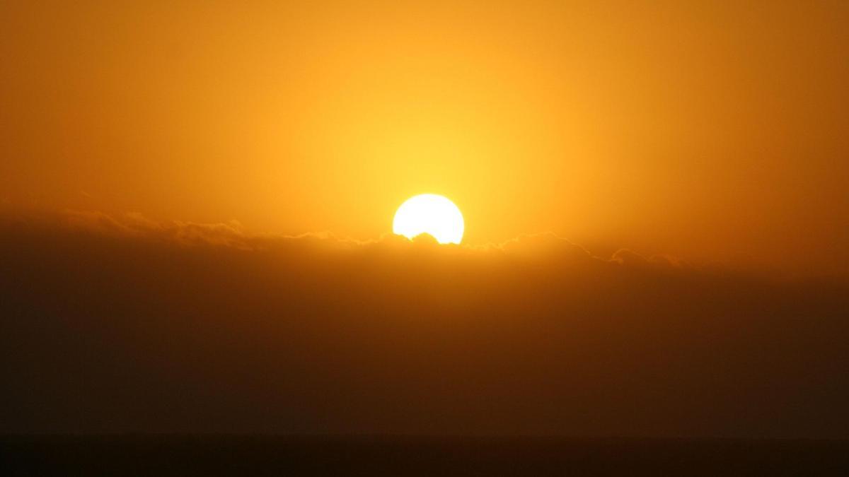 Un nuevo episodio de altas temperaturas anticipa un mes de agosto cálido y seco