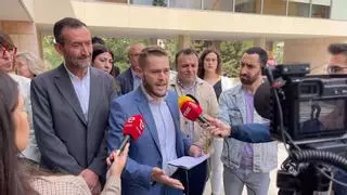 Carlos González apela en Elche al voto de la derecha y al de la izquierda del PSOE