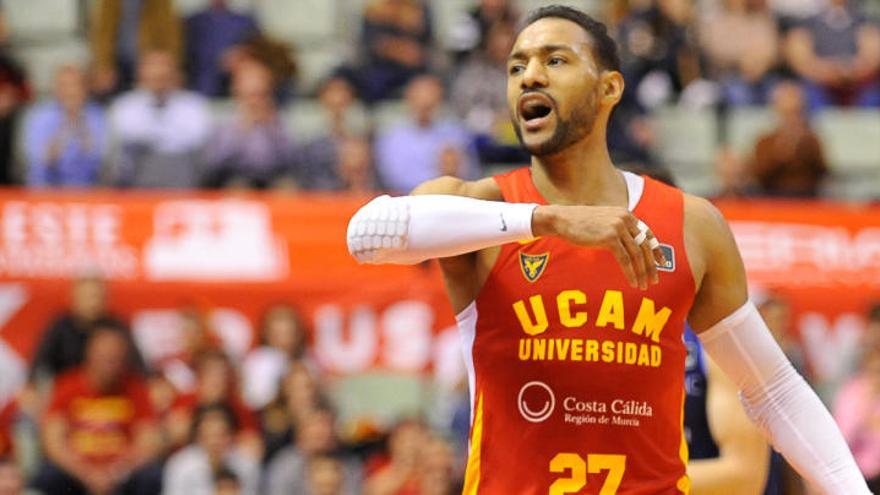 Sadiel Rojas renueva por una temporada con el UCAM Murcia