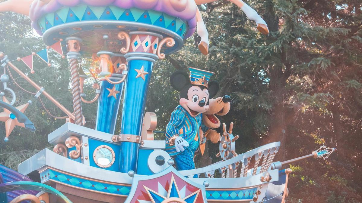 Los parques Disney comparten la esencia pero tienen atracciones y otras actividades diferentes