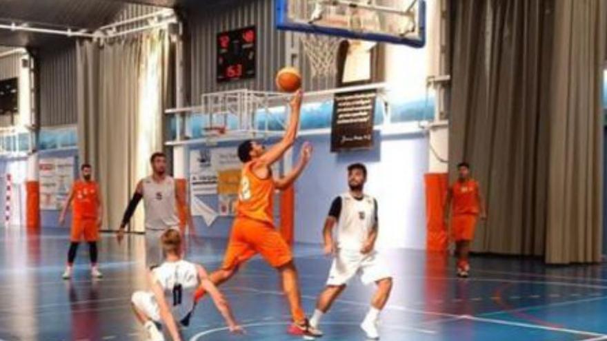 El Sa Real inicia la Liga Escribano masculina con un gran triunfo