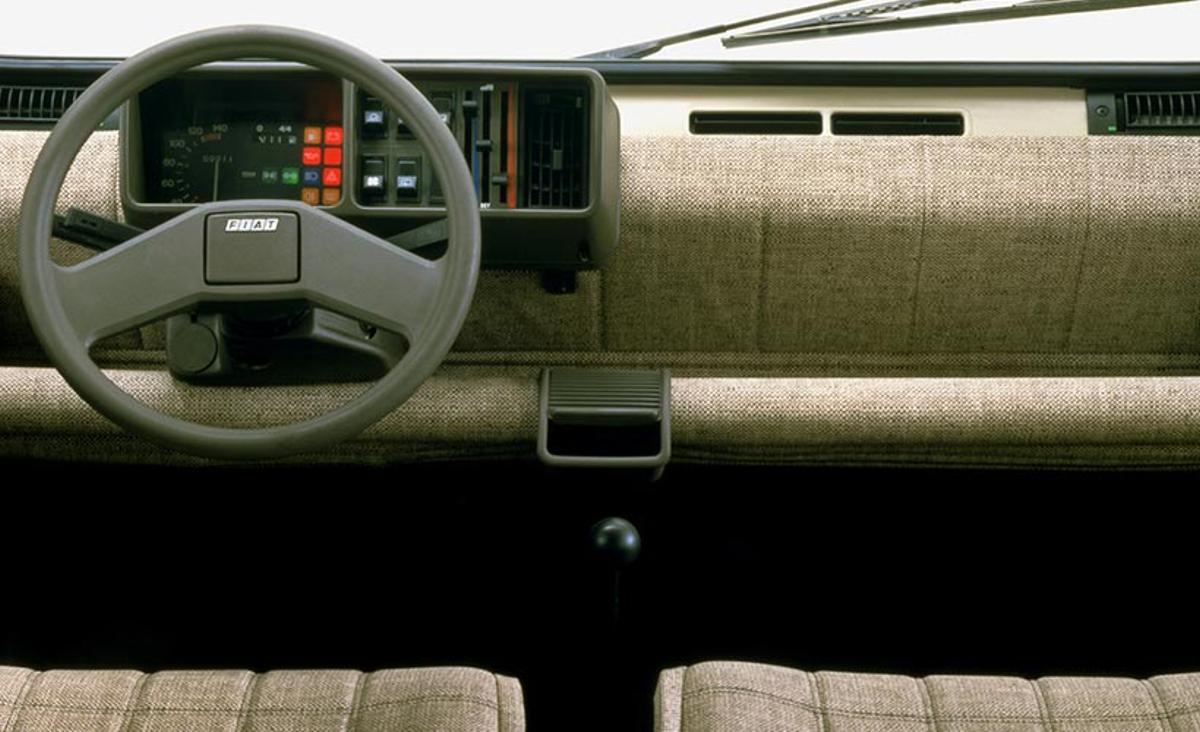 Salpicadero del Fiat Panda.