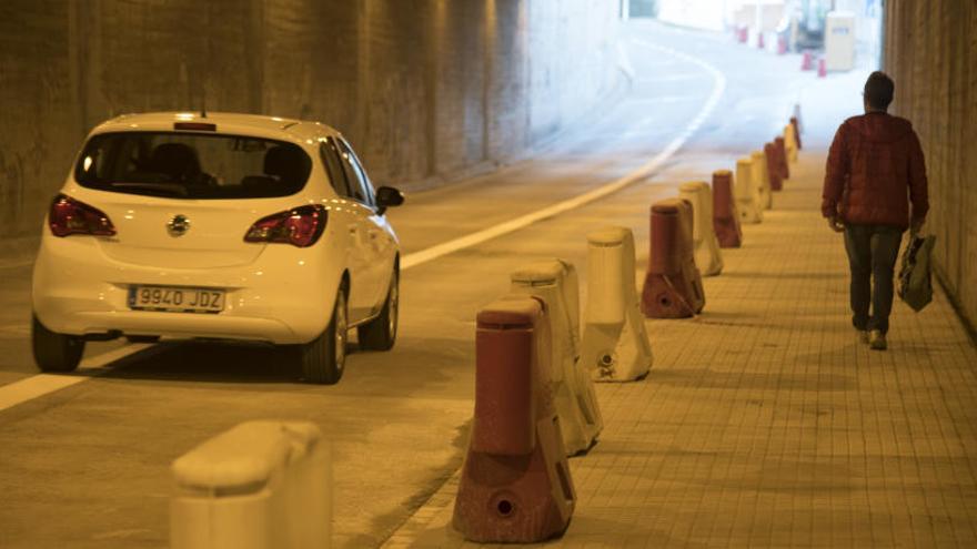 El túnel de la Indústria reobert al trànsit, ahir.