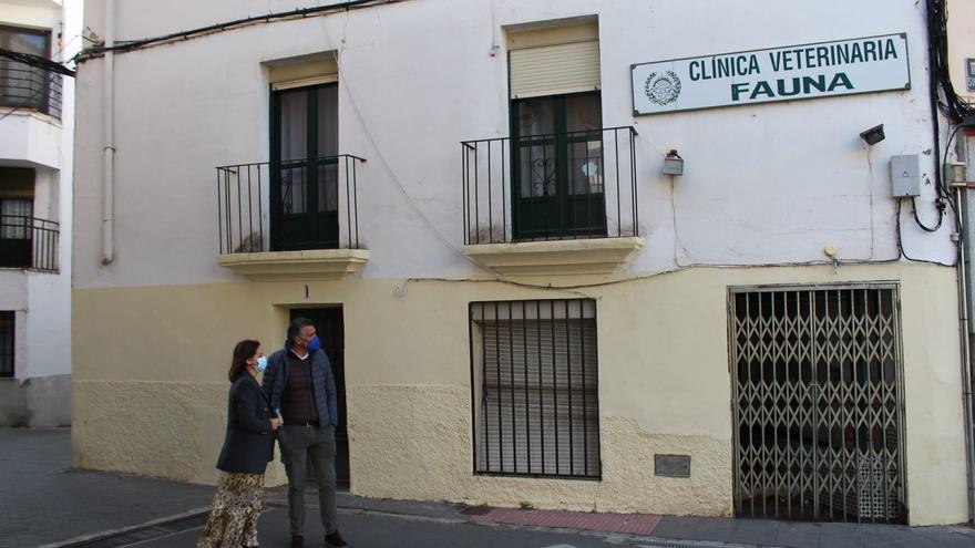 El Ayuntamiento de Coria compra un edificio para derribarlo y mejorar la accesibilidad