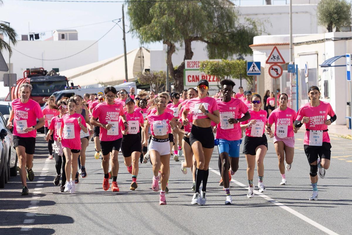 Mira todas las fotos de la Cursa per la Dona en Ibiza Mira todas las fotos de la Cursa per la Dona en Ibiza