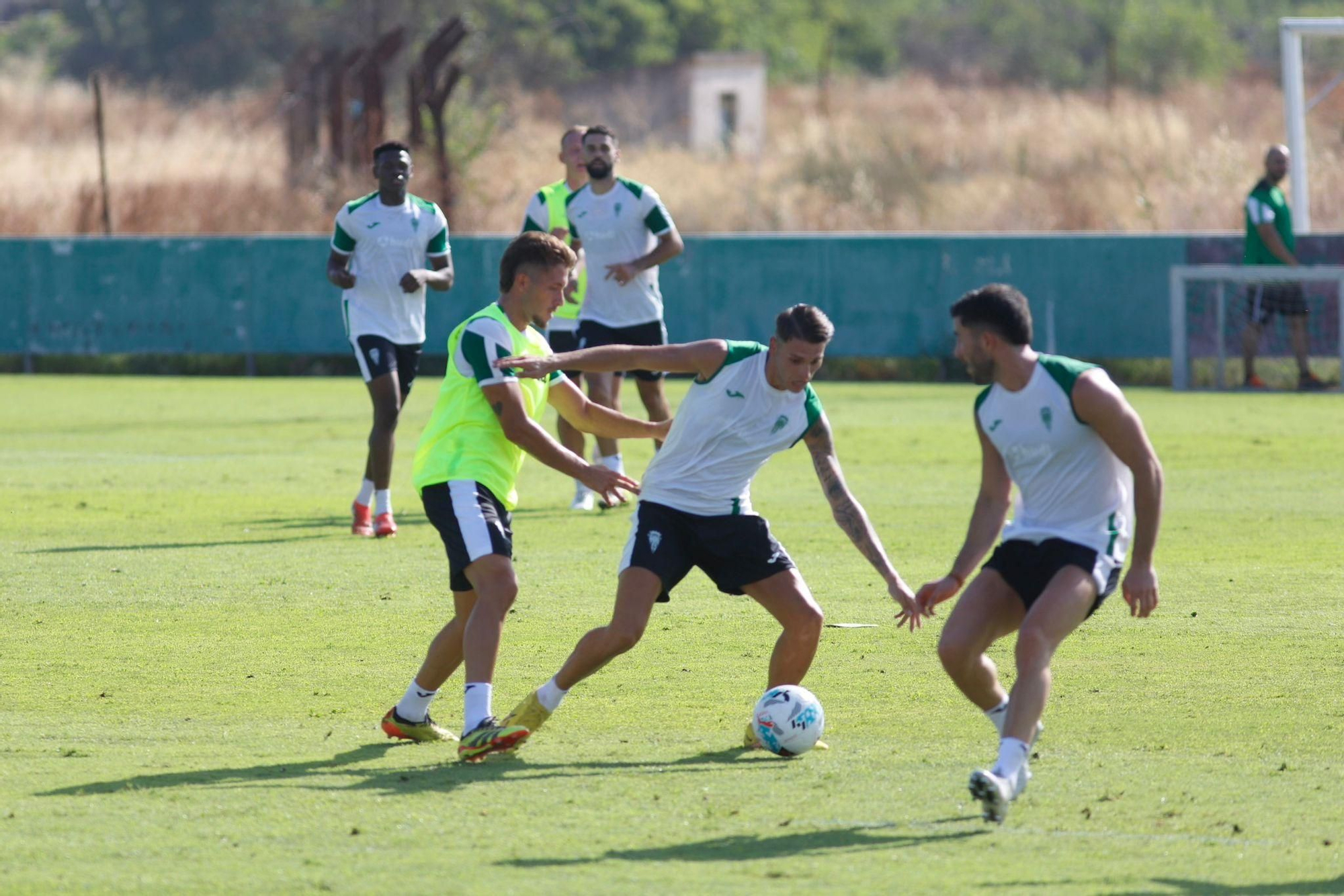 El primer entrenamiento de la pretemporada del Córdoba CF, en imágenes