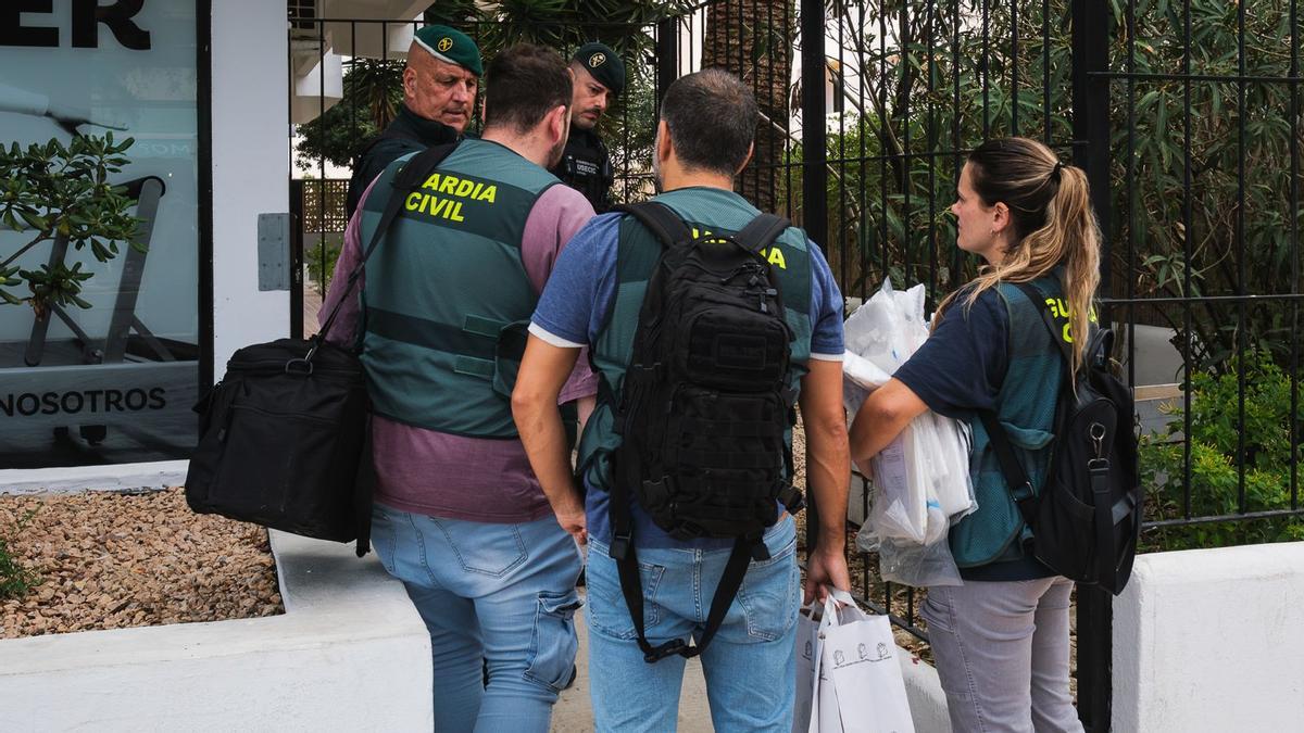 Agentes de la Guardia Civil desplazados a Formentera