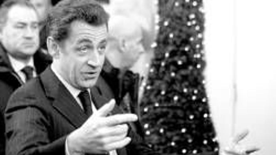 Sarkozy pasará en Luxor la Navidad &quot;acompañado&quot;