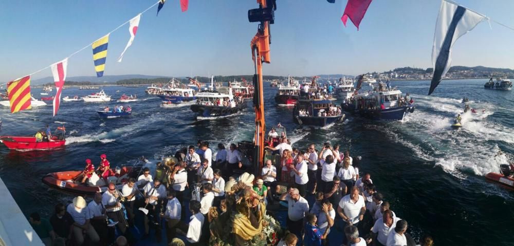 Procesión de la Virgen del Carmen 2017 en Arousa