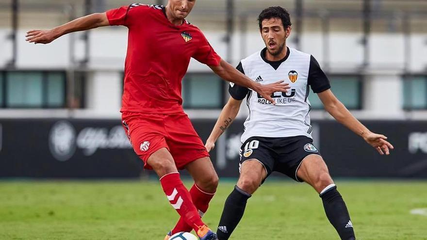 El Saguntino supera con buena nota el test frente al Valencia CF