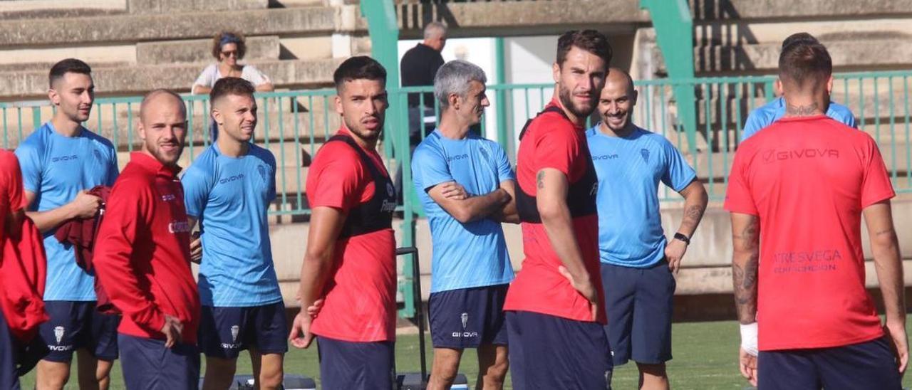 Inicio de entrenamiento del Córdoba CF, este miércoles, en la Ciudad Deportiva.