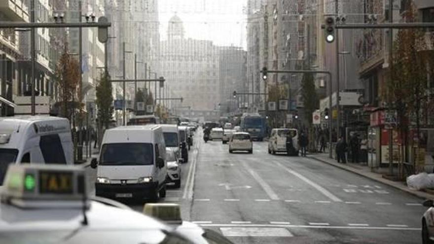 El centre de Madrid, el primer dia de la limitació