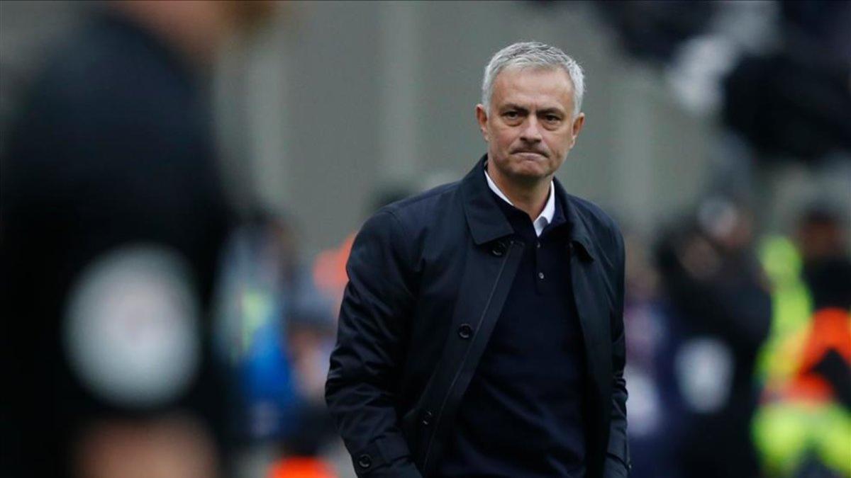 Estreno victorioso de Mourinho en el Tottenham