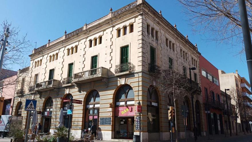 Garcia de Pou promou la rehabilitació de l’antiga casa Macau de Figueres, d’estil modernista