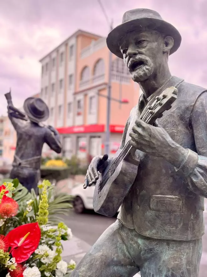 La nueva escultura ‘Homenaje a Mayo’ ya luce en las calles de Los Realejos