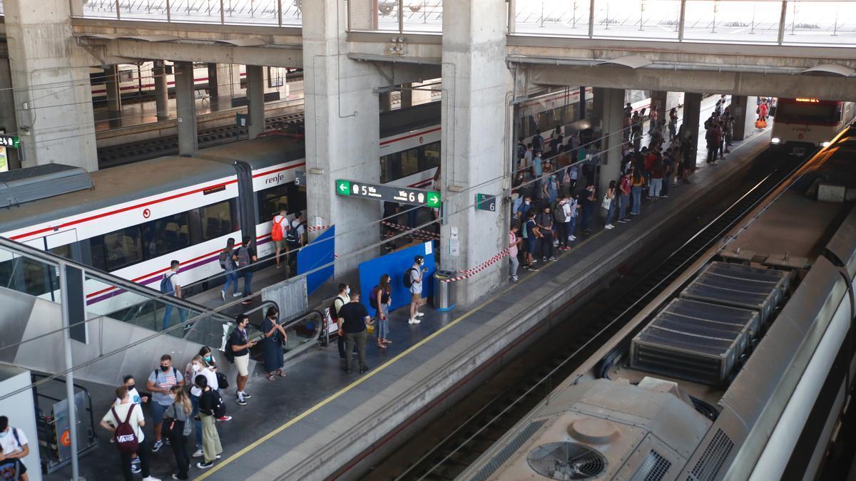Actividad en la estación de Córdoba, en una imagen de archivo.