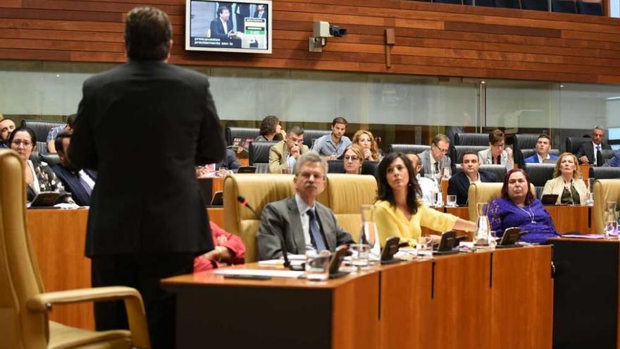 El PSOE y Podemos rechazan rebajar del todo el Impuesto de Sucesiones