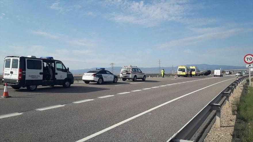 Muere atropellado un niño de 7 años en una gasolinera de Biota