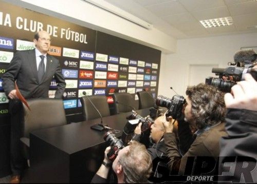 Llorente dimite como presidente del Valencia CF