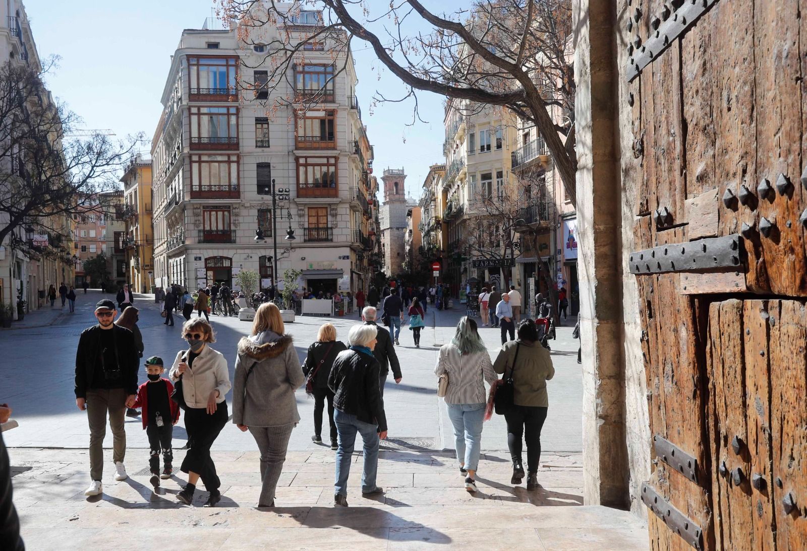 València disfruta al sol del penúltimo domingo de febrero