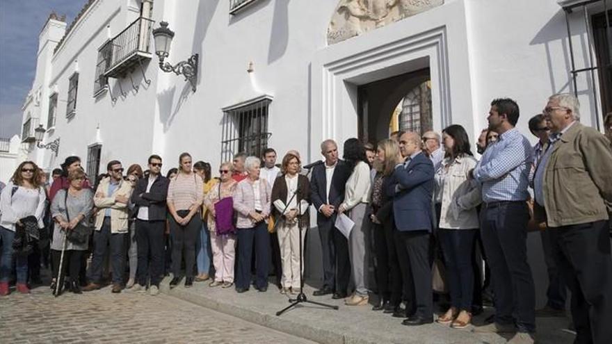 Polémica por el elogio de un ayuntamiento a la &quot;heroína que sufre en silencio&quot; la violencia machista