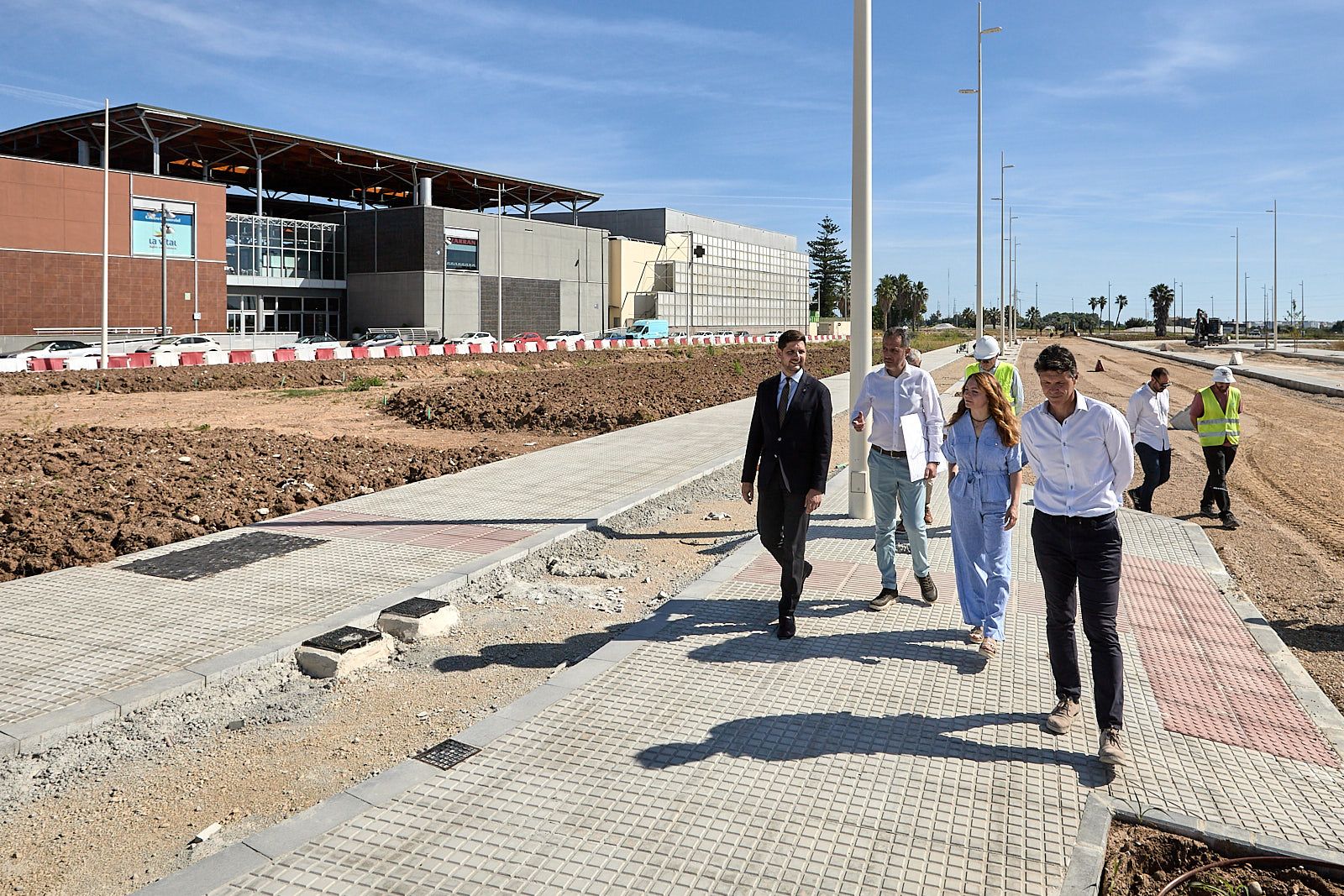 Aspecto de la avenida de la Medicina, en obras.
