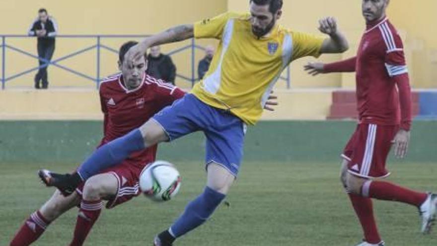 El Orihuela se juega tres puntos vitales contra el Alzira.