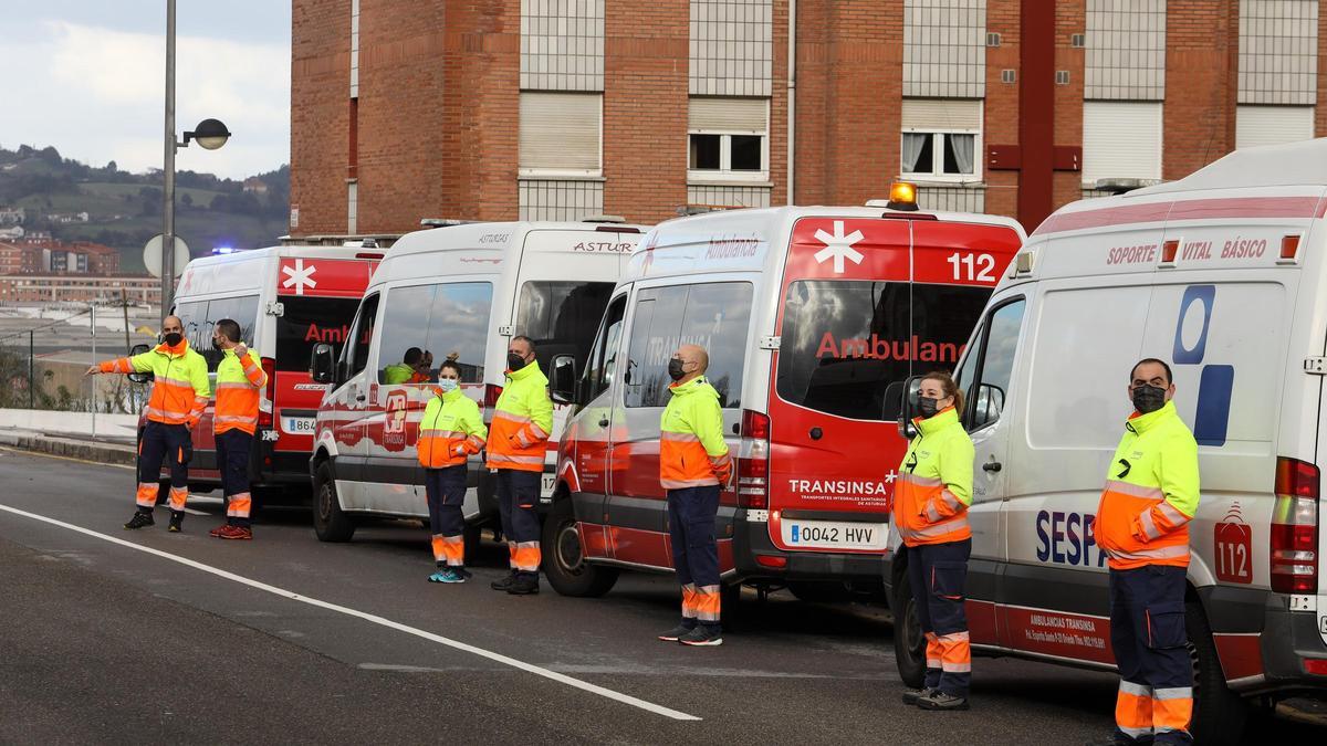 Homenaje de sus compañeros al técnico de ambulancia fallecido en Gijón