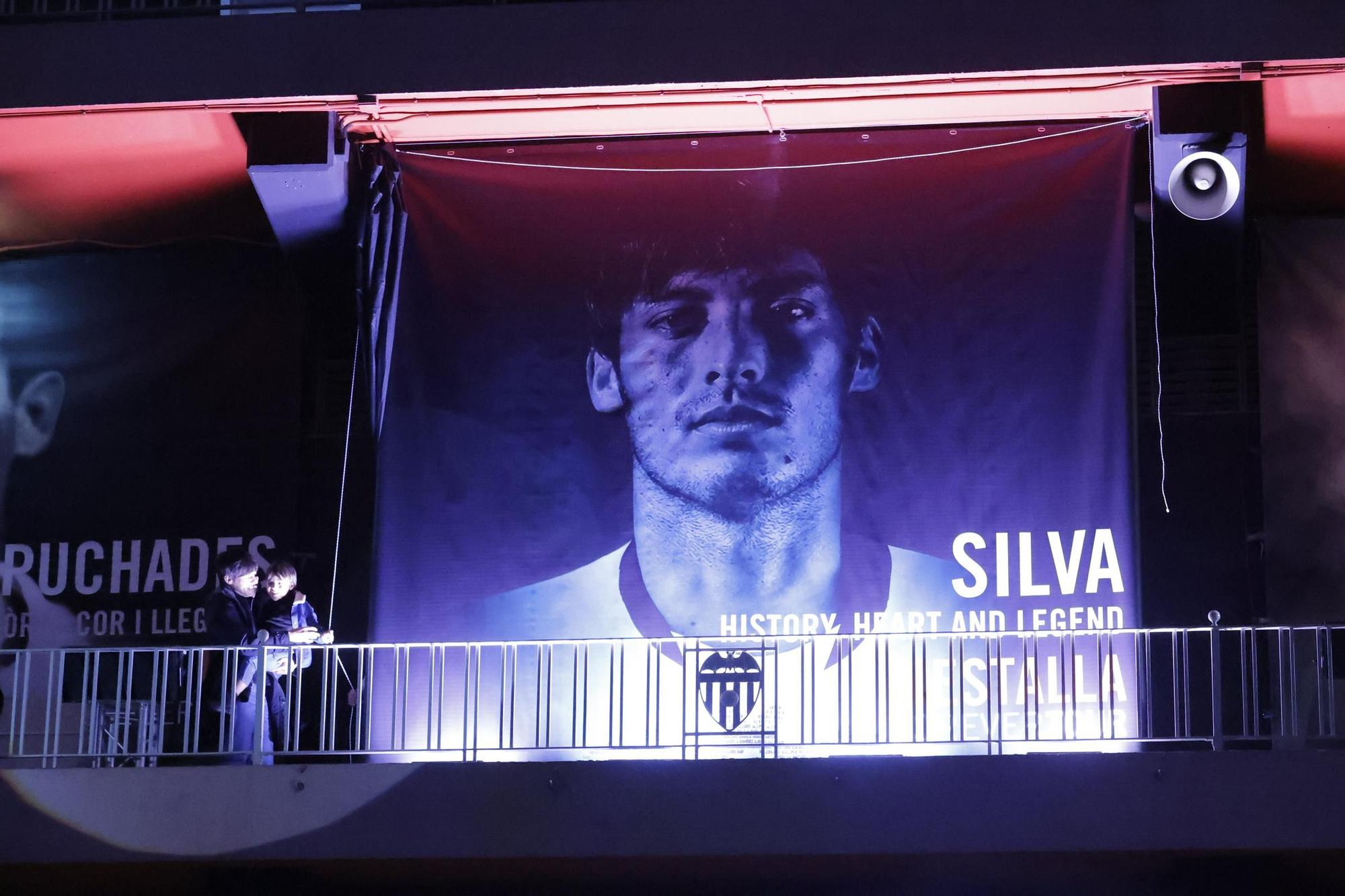 Así ha sido el homenaje a David Silva en Mestalla