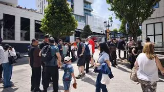 Alarma en Oviedo por un incendio en un establecimiento hostelero de la zona del Vasco