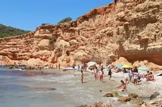 Descubre las mejores playas y calas de Ibiza