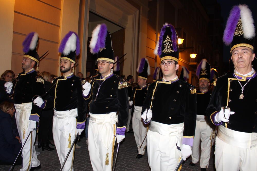 Procesión de la Dolorosa del Cabanyal con los Granaders de la Verge