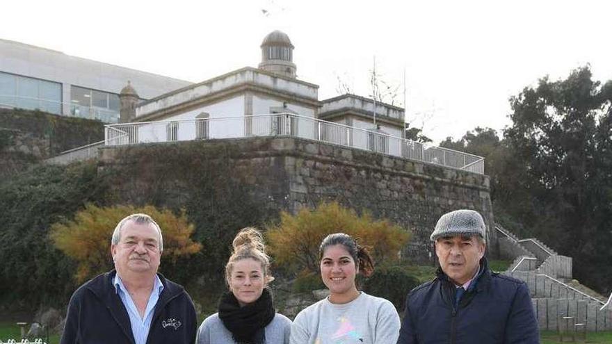 Juan Carlos Rodríguez á dereita con outros membros do Clube.