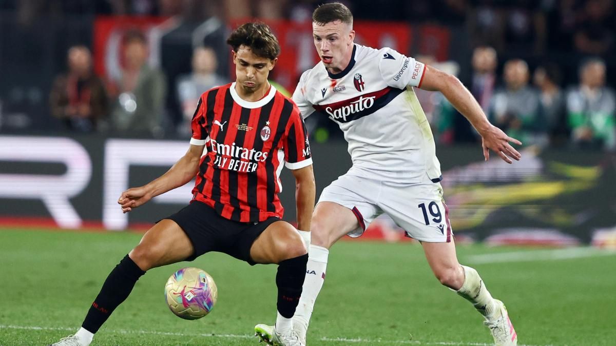 Joao Félix durante la final ante el Bolonia
