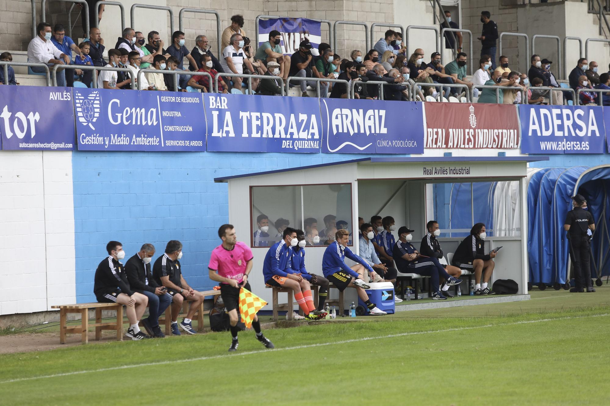 Las imágenes del partido del Oviedo contra el Avilés