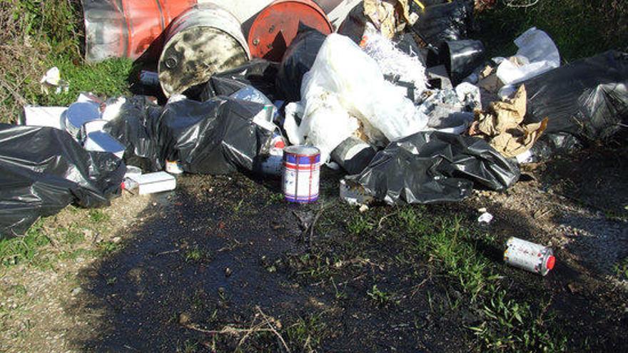 Els residus detectats pels Mossos a Vilafant.