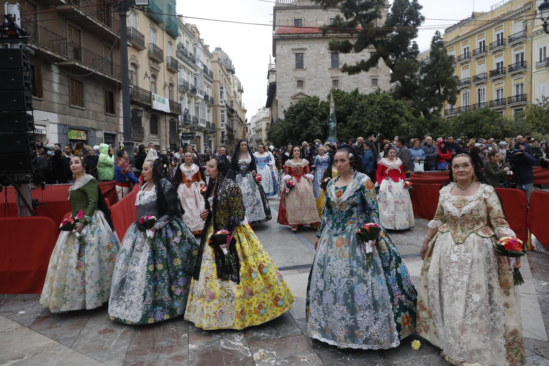 Búscate en el primer día de Ofrenda por la calle Quart (entre las 115.30 y las 17.00 horas)
