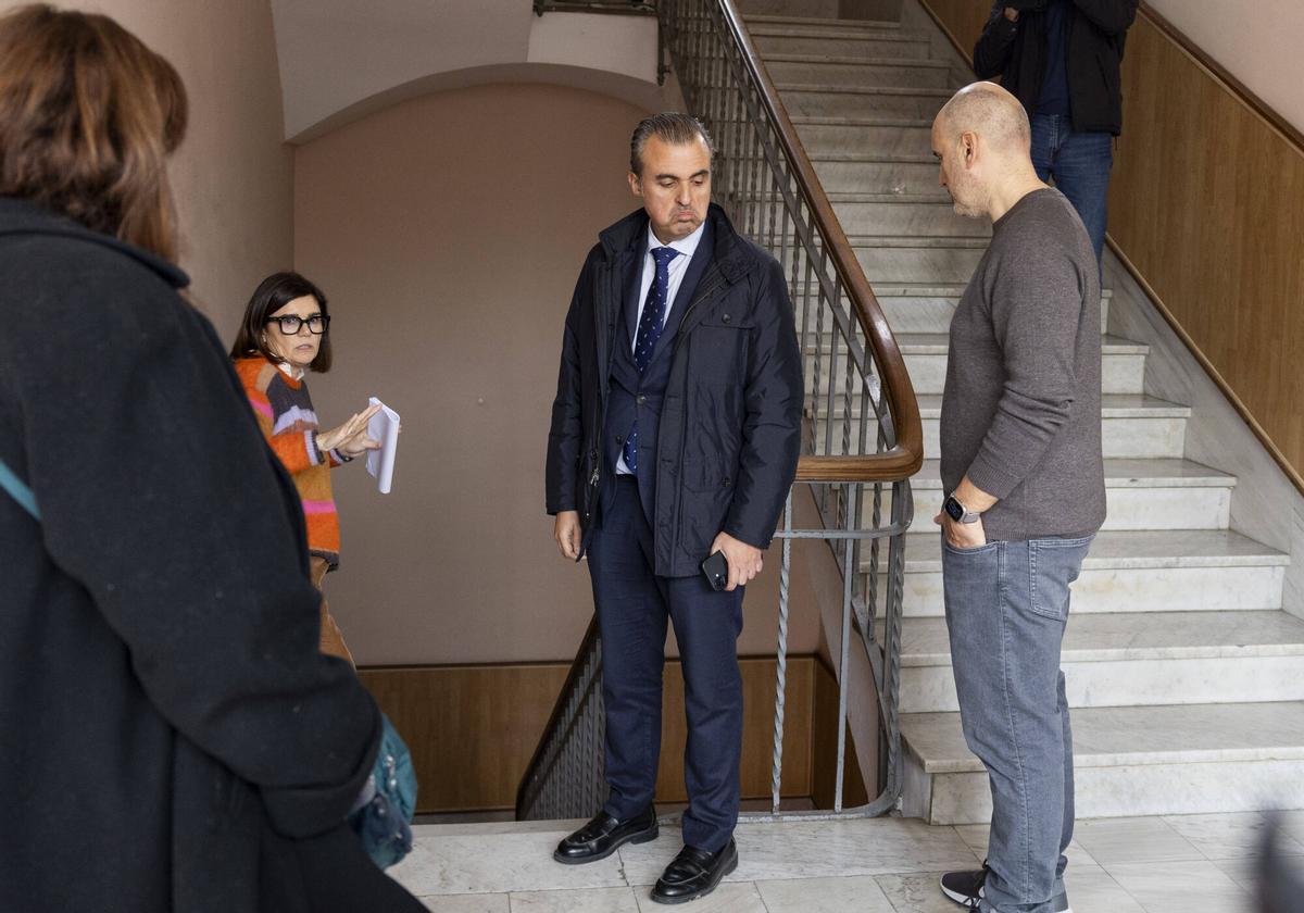 Antoni Vera, conseller de Educación y Universidades, visita el IES Joan Alcover