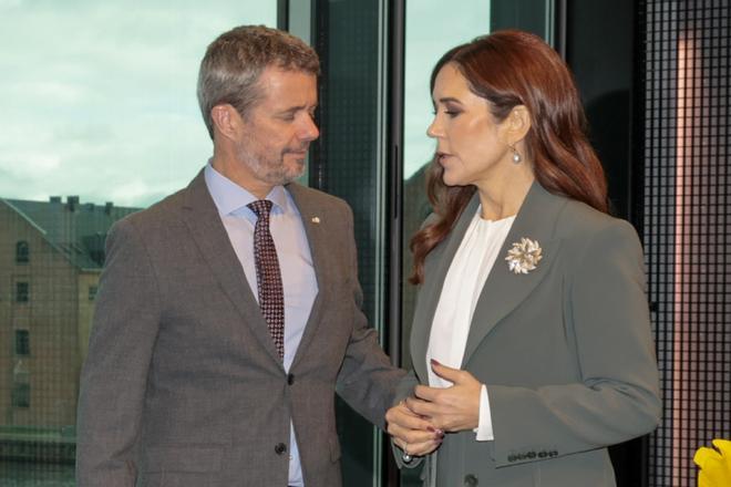 Mary Donaldson y Federico de Dinamarca durante la visita de los reyes de España a su país