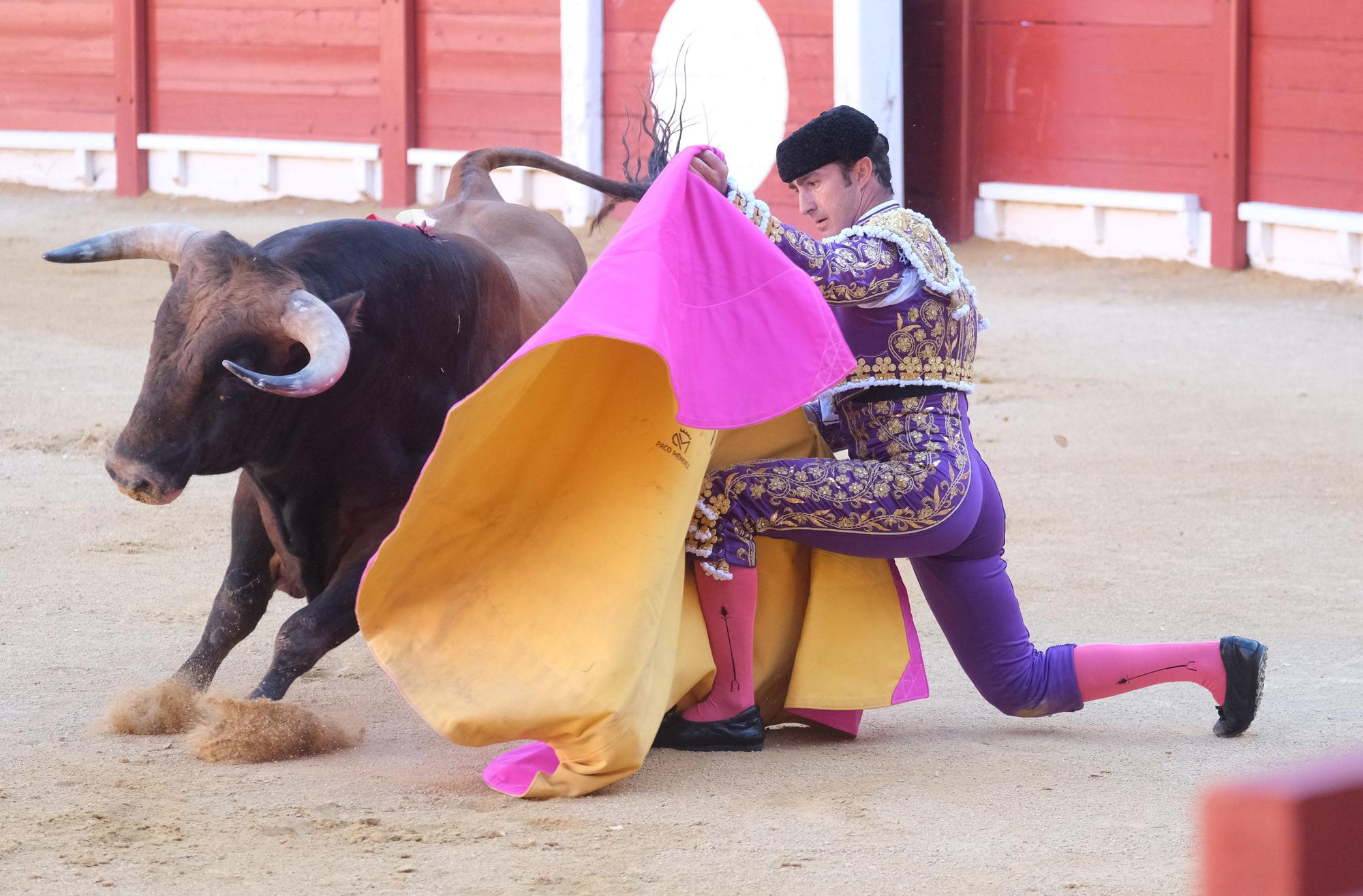 Roca Rey sale por la puerta grande